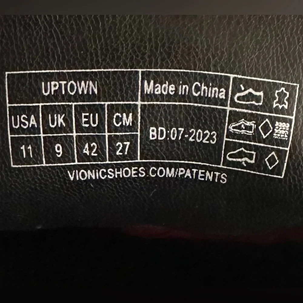 Vionic Uptown Loafer - black suede Size 11 - Picture 15 of 15
